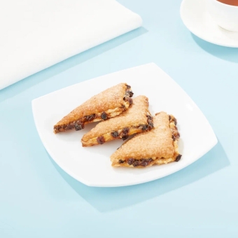 Печенье «Лакомка» творог с изюмом, Пекарь, 0,5 кг