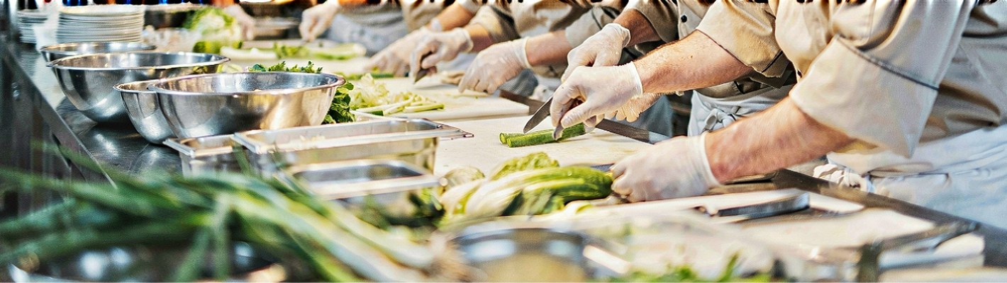Картофель подешел на 60% — цены на овощи борщевого набора в 2025