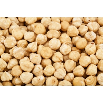 Фундук бланшированный