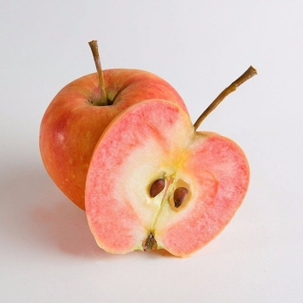Яблоки с красной мякотью Pink Pearl
